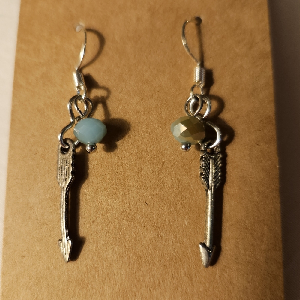 Bead and arrow dangle earrings